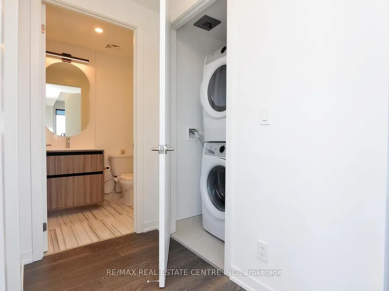 7950 Bathurst St #416 — Photo 47