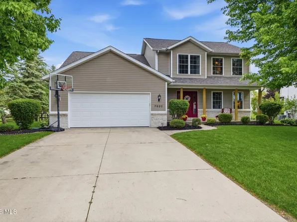7820 Harvest Gold Dr, Holland, OH 43528