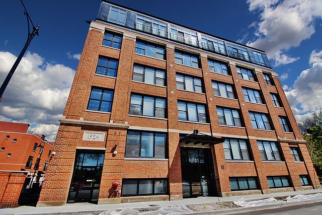 1st image of 2911 N Western Ave APT 109