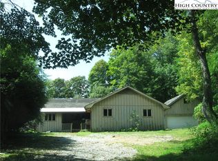 1667 Sugar Mountain 2 Rd, Newland, NC 28657