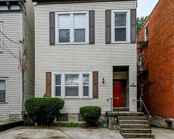 2667 Bellevue Ave #3 — Photo 1