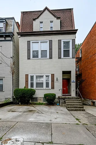 2667 Bellevue Ave #3 Photo 1