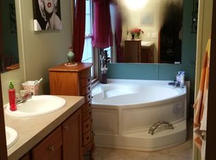 1810 Red Lane Ext, Salem, VA 24153