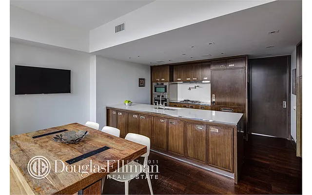 Rented by Douglas Elliman | media 42