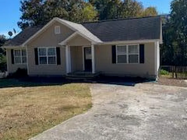 2016 Rogers Rd, Rossville, GA 30741