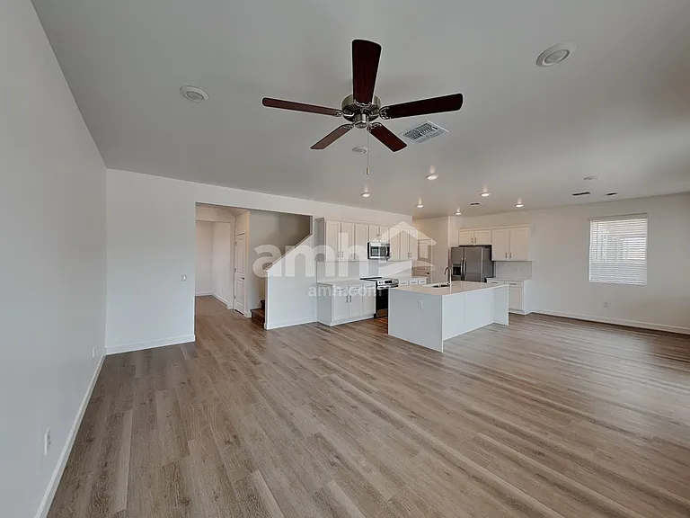9652 N Avenida Lucena — Photo 6