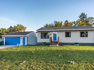 630 3rd St, Mapleton, ND 58059