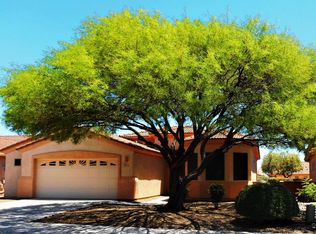 302 N Cedar Crest Dr, Green Valley, AZ 85614