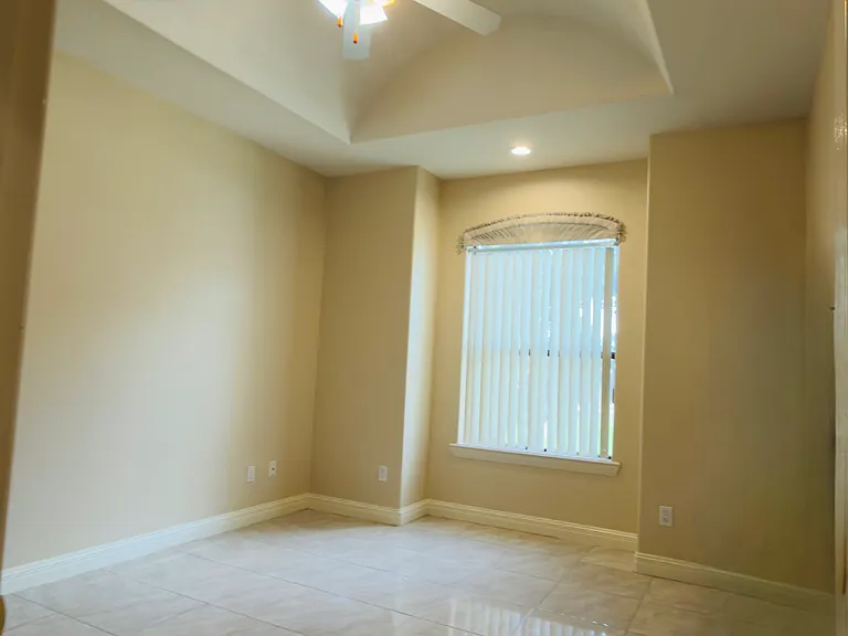 3421 Esperanza Ave — Photo 13