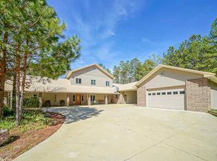 97 Woodland Springs Dr, Mount Ida, AR 71957