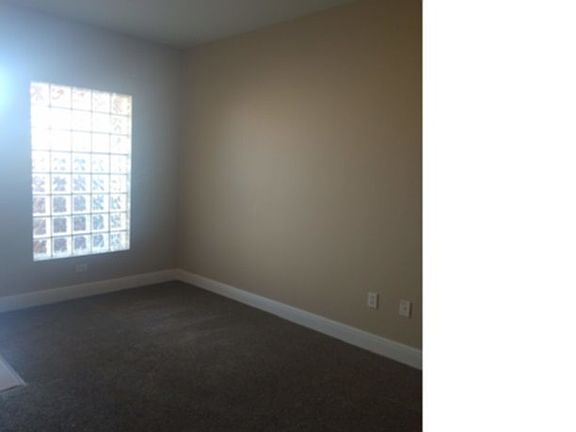 5th image of 4110 Castilla Cir APT 106