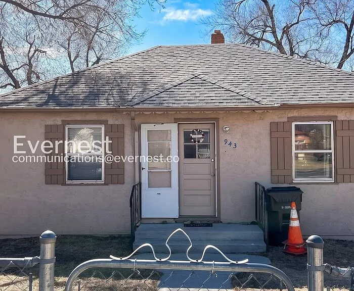 943 E Las Animas St — Photo 1
