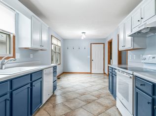 1618 Briarcreek Ln, Springfield, IL 62711