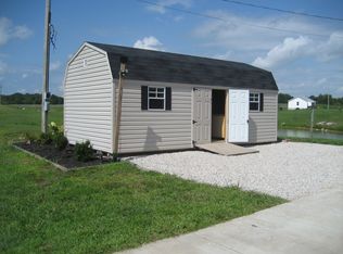 275 Willow Lake Dr, Vine Grove, KY 40175