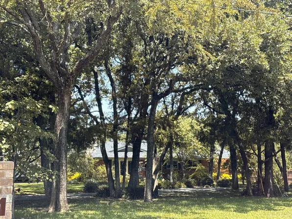 3621 Sunset Ln, Arlington, TX 76016