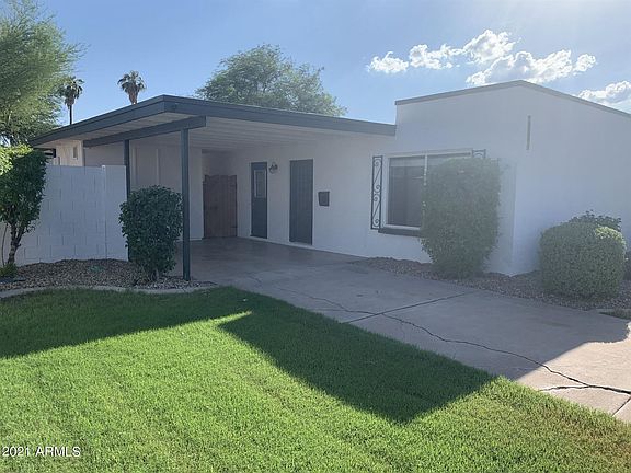 2nd image of 2521 E Hermosa Dr