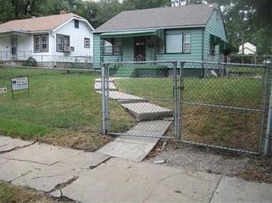 1st image of 2440 E 68th St