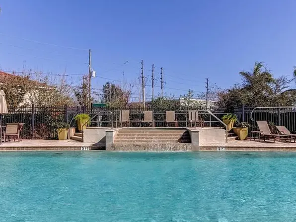 595 52nd Ave N, Saint Petersburg, FL 33703