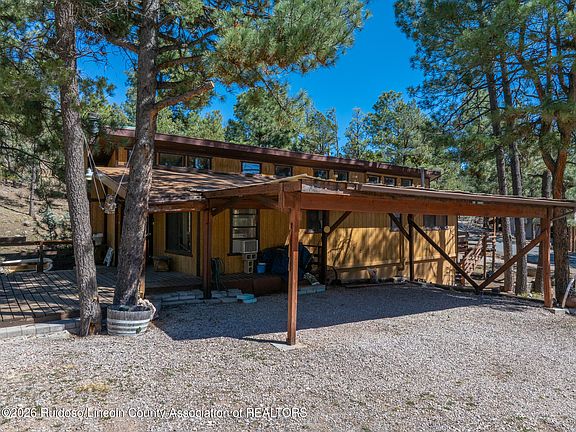 2nd image of 208 Chaves Rd