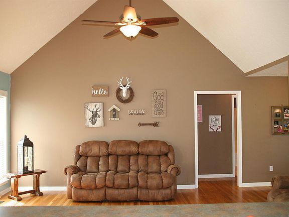 5th image of 1164 Eastland Dr