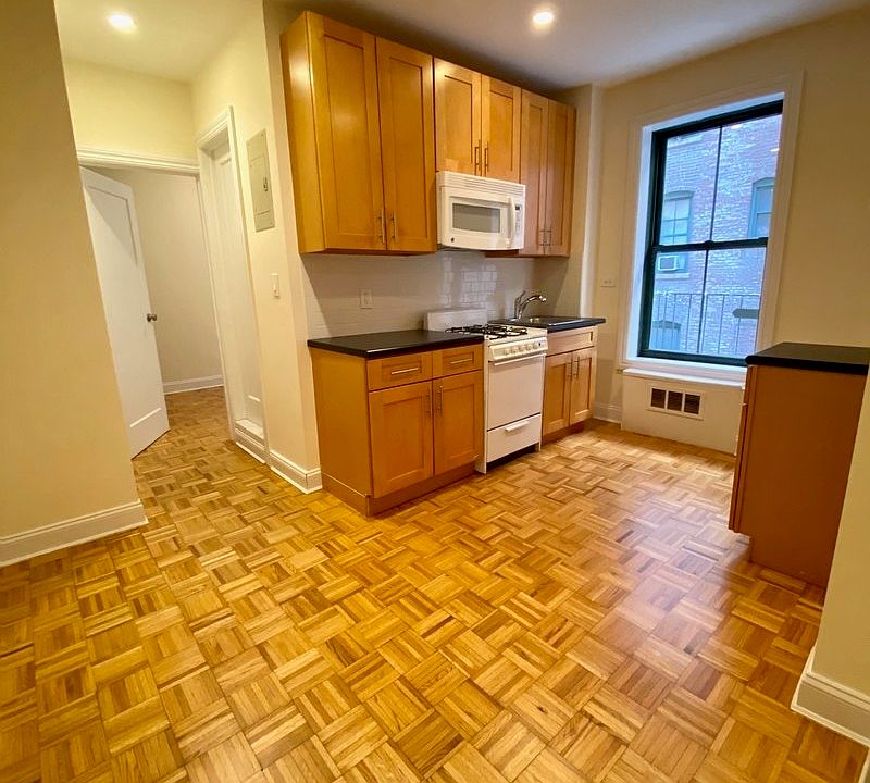 1st image of 527 E 78th St APT 2G