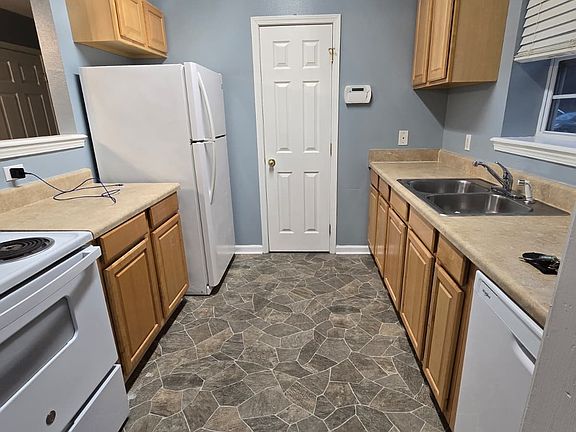 5th image of 507 E Lawnwood Ave