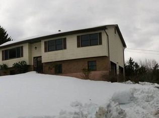 2 Sunrise Rdg, Florida, NY 10921