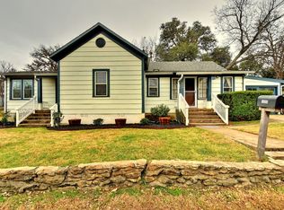 1005 E Austin Ave, Round Rock, TX 78664