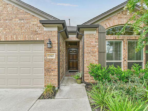 4th image of 12617 White Cove Dr
