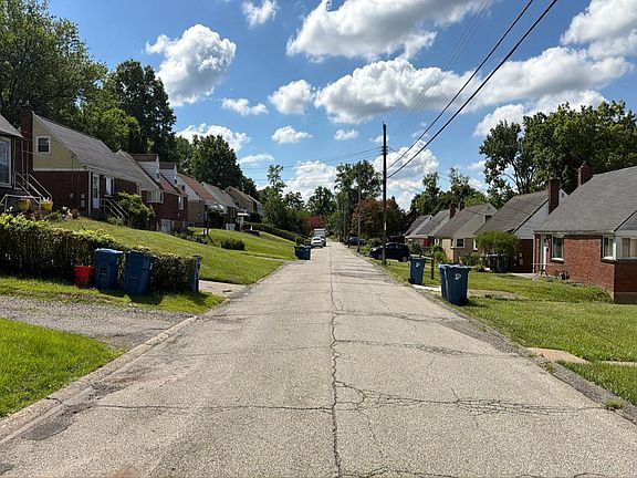 4th image of 642 Churchill Ave
