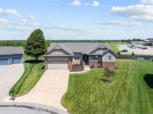 5216 N Colonial Ave, Wichita, KS 67226