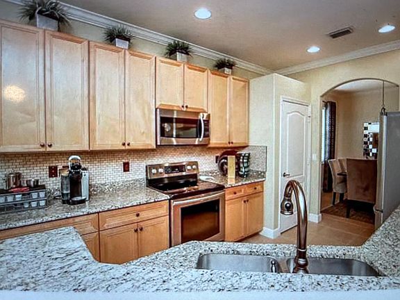 4th image of 8388 Laurel Lakes Blvd