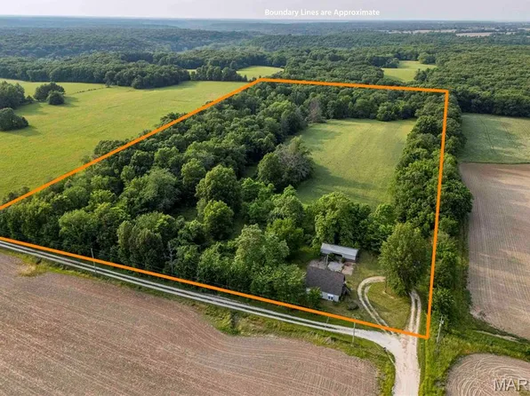 33 14505th Pike, Curryville, MO 63339