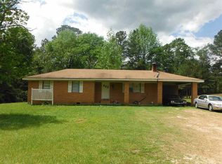 1051 Hopoca Rd, Carthage, MS 39051