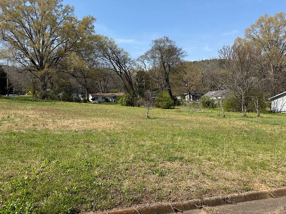 2nd image of 0 5th St N
