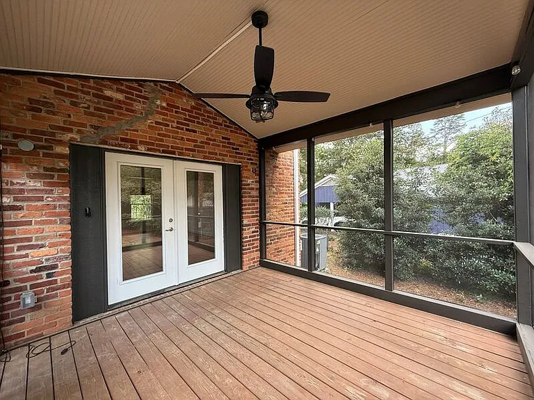 5017 Sandlewood Dr — Photo 28