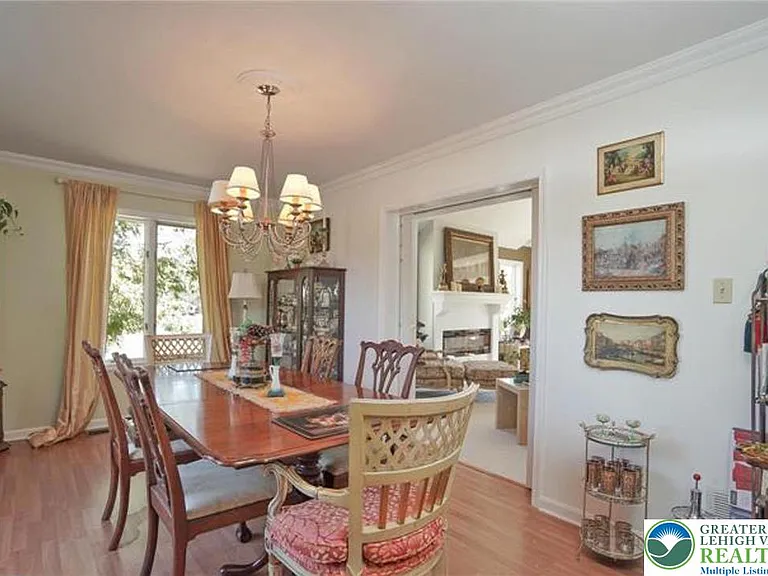 1319 Shady Ln — Photo 26