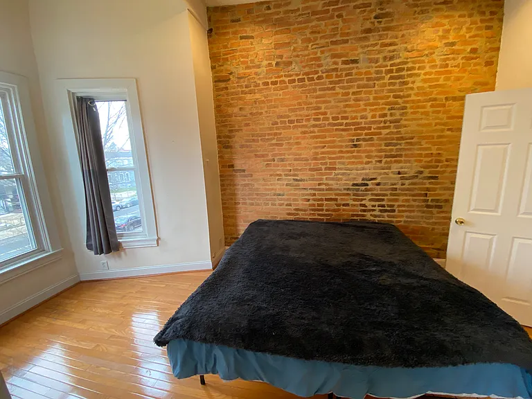 1122 K St NE — Photo 22