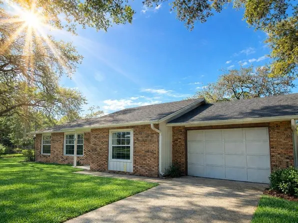 700 Swarthmore Rd, Deland, FL 32724