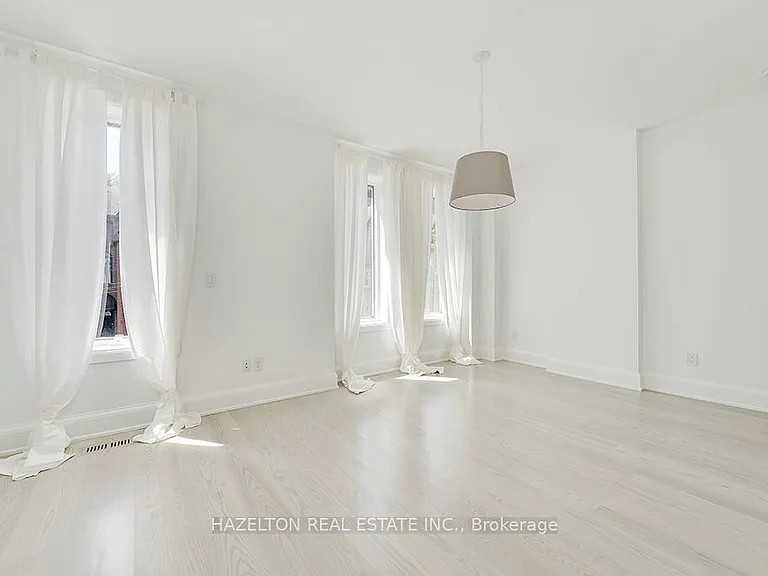 12 Webster Ave — Photo 21