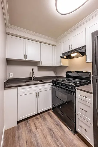 Kent Apartments Photo 1
