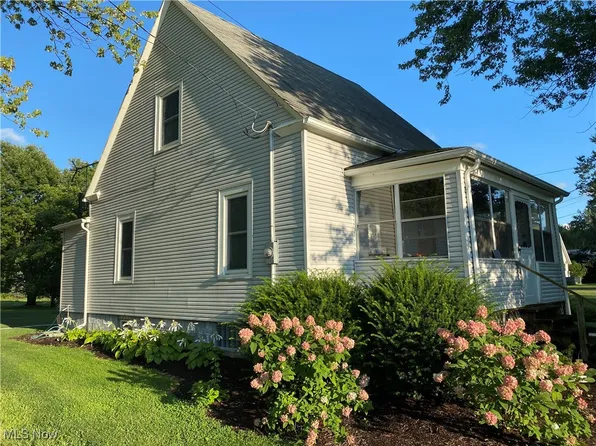 6379 Avon Belden Rd, North Ridgeville, OH 44039