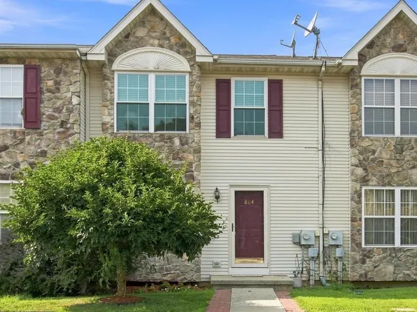 804 Dogwood Ln, Collegeville, PA 19426