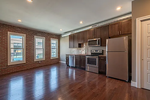 851 N. 4th St. Photo 1