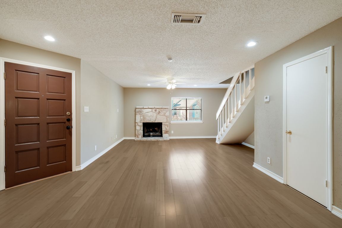 next background image