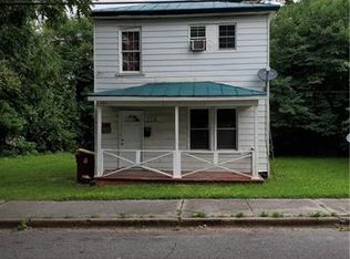 213 Mars St, Petersburg, VA 23803
