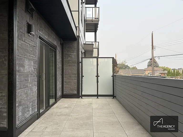 1036 Coronation Ave #104 — Photo 2