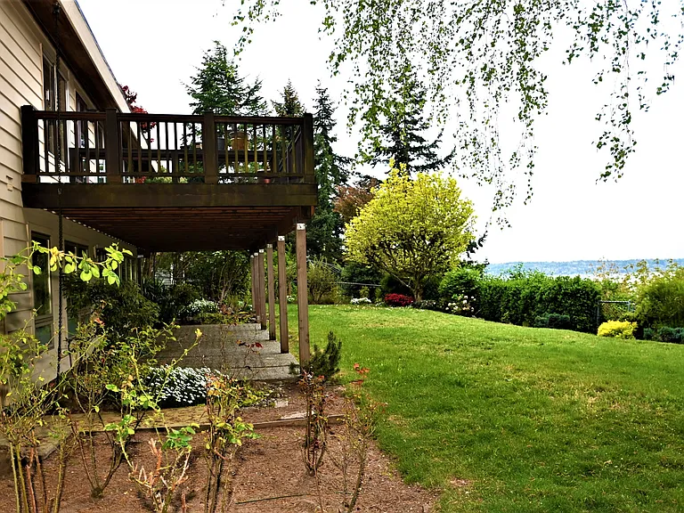 6115 110th Ave SE — Photo 3