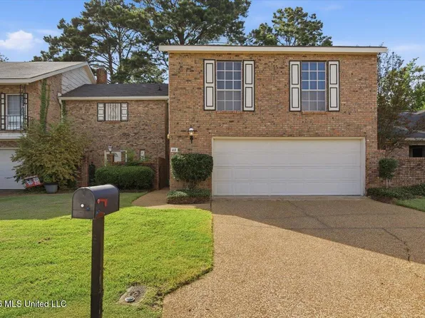 48 Roundtree Cir, Brandon, MS 39042