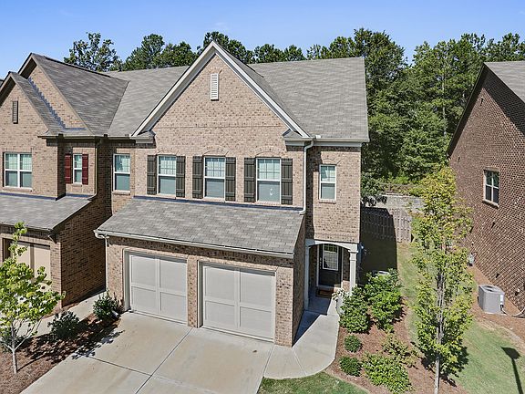 Beautiful brick end unit 